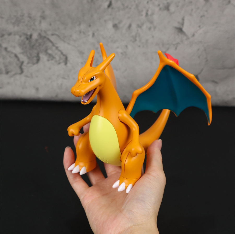 Charizard Electric Sound Mist Spraying Figure